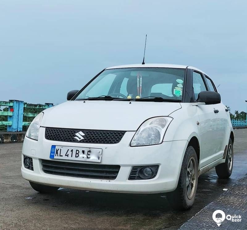 Swift petrol vxi 2009 model for sale