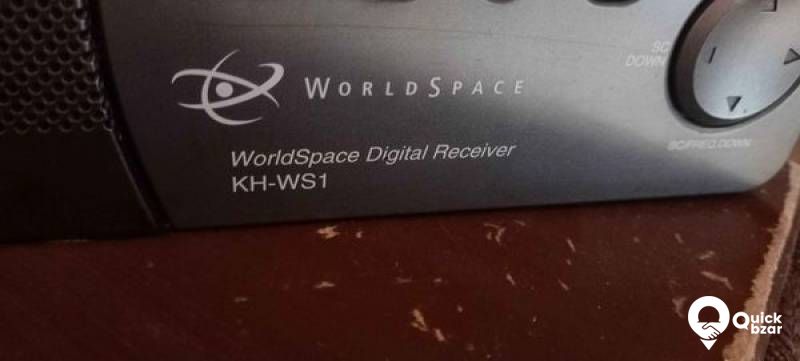 Hitachi World space radio