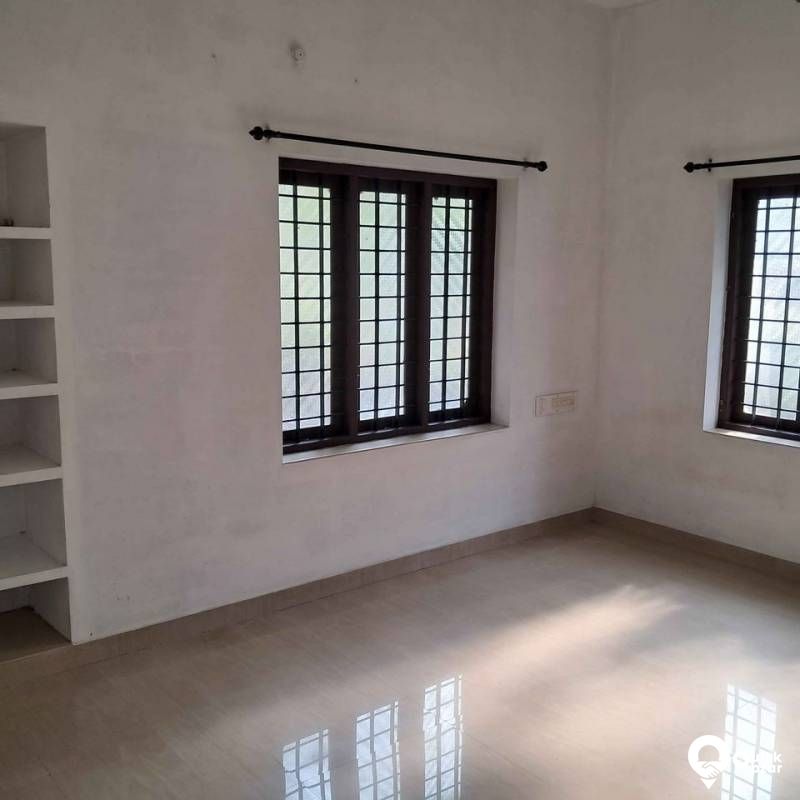 HOUSE FOR RENT