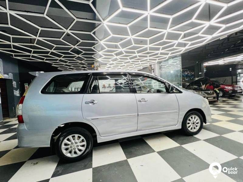 Innova 2013 V Full Option for sale