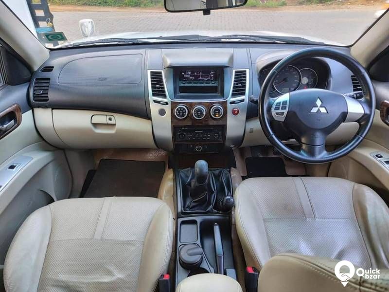 Mitsubishi Pajero Sport 4×4 MT Diesel* *2013/05 Model for sale