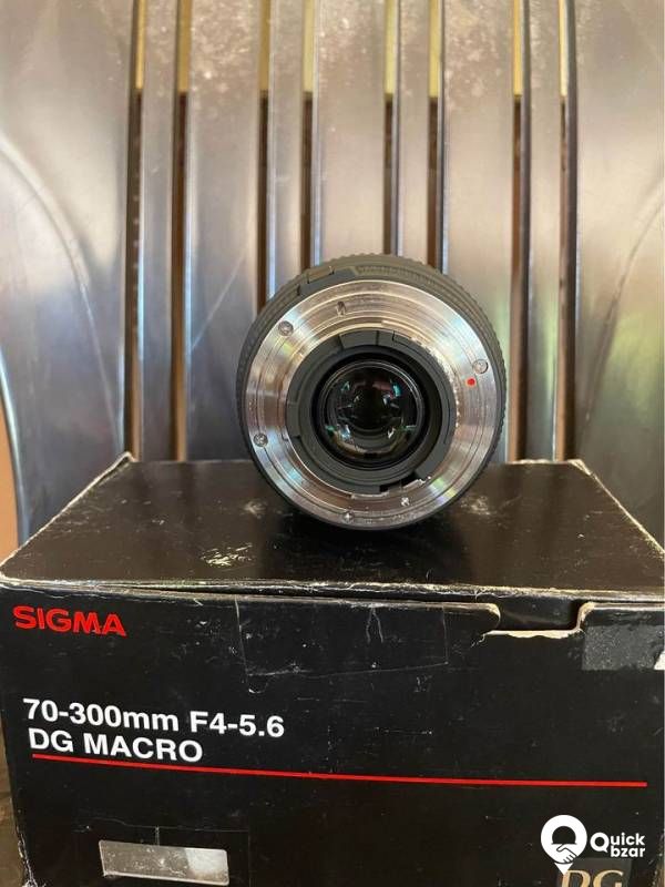 Nikon mount 70-300 sigma lens macro