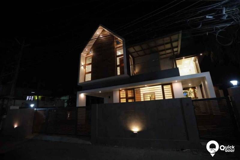 4BHK POSH HOUSE FOR SALE