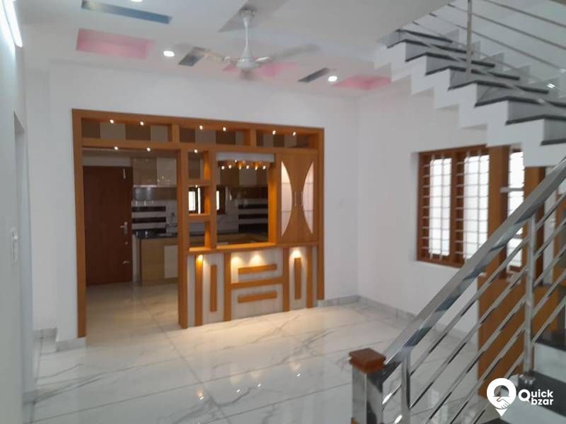 New Luxurious Villa For Sale @ KUZHIVELIPPADY