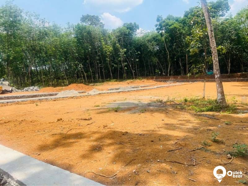 HOUSE PLOT FOR SALE