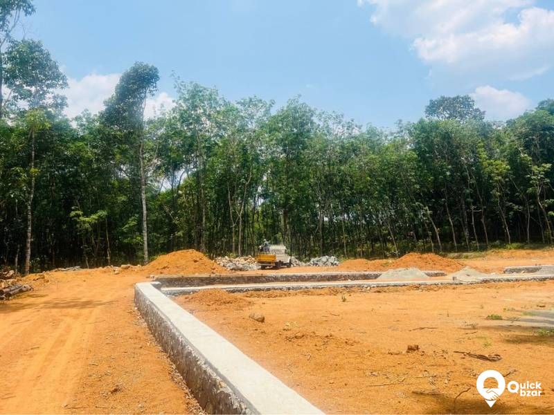 HOUSE PLOT FOR SALE