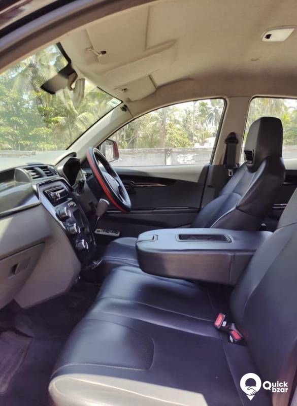 KUV 100 Nxt k2 FOR SALE