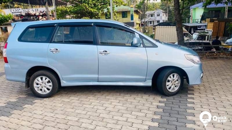 INNOVA V 2010 MODEL FOR SALE