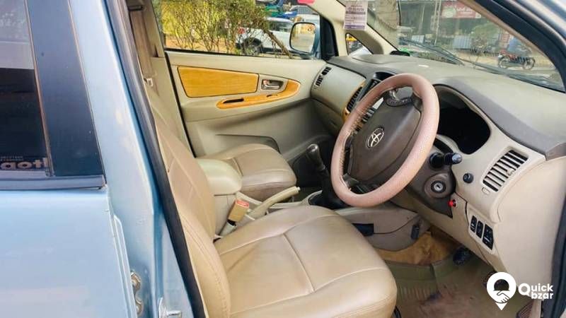 INNOVA V 2010 MODEL FOR SALE