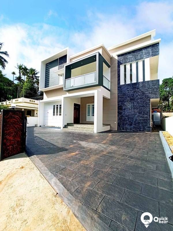 VILLA FOR SALE @ KAKKANAD