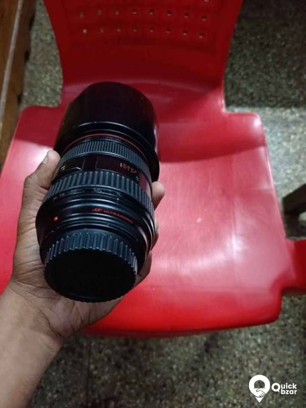 Lens for sale