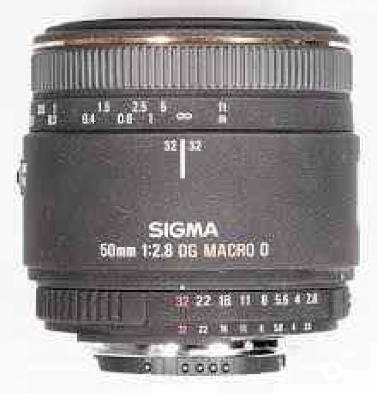 Lens for sale