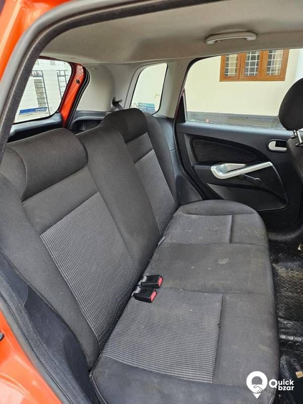 Ford Figo 1.2 ZXI