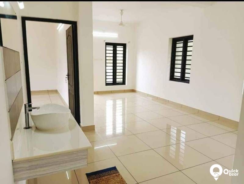 2 BHK BRAND NEW APARTMENT RENT NEAR CSEZ KAKKANAD
