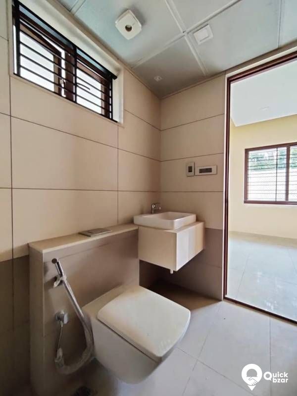 LUXURY VILLAS FOR SALE
