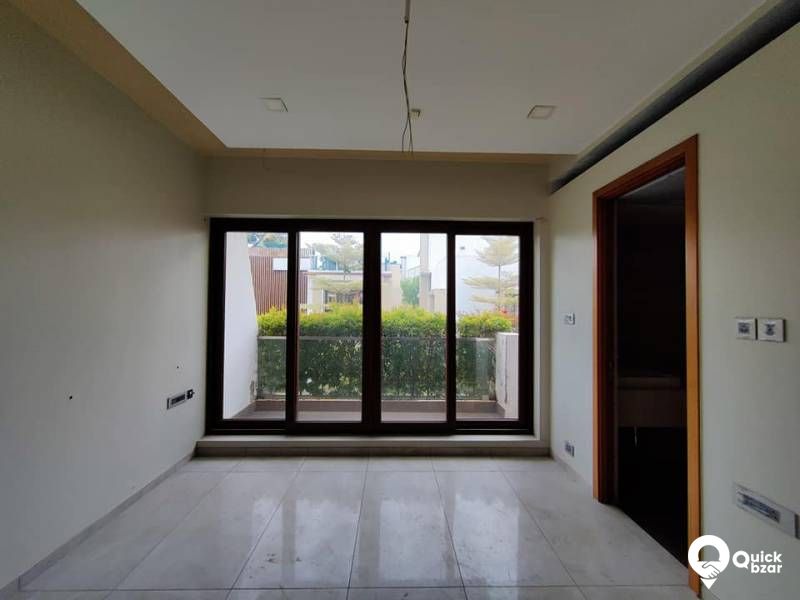 LUXURY VILLAS FOR SALE