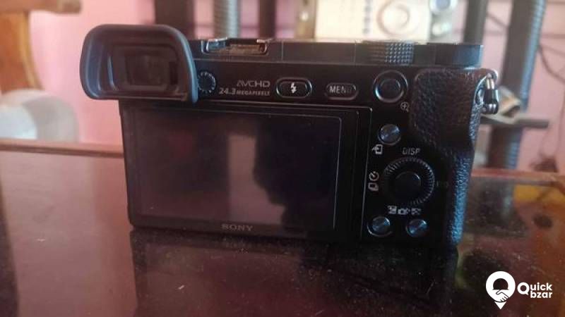 Sony A6000