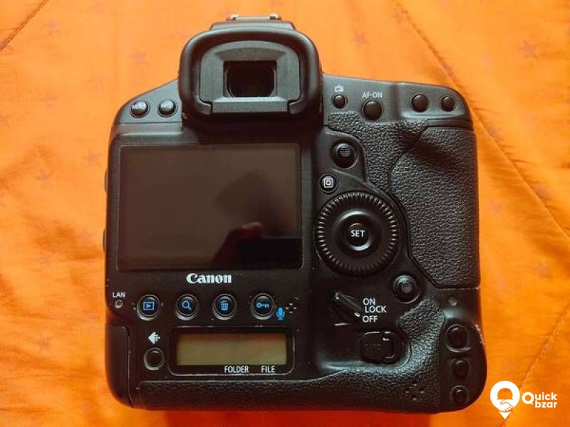 Canon 1DX