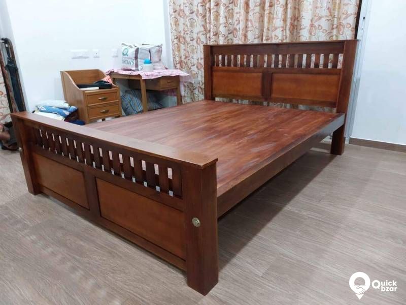 Mahagani Cot