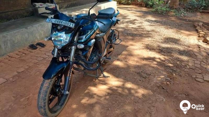 YAMAHA FZS V2
