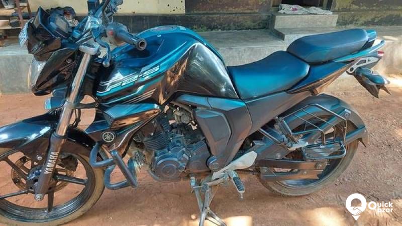YAMAHA FZS V2