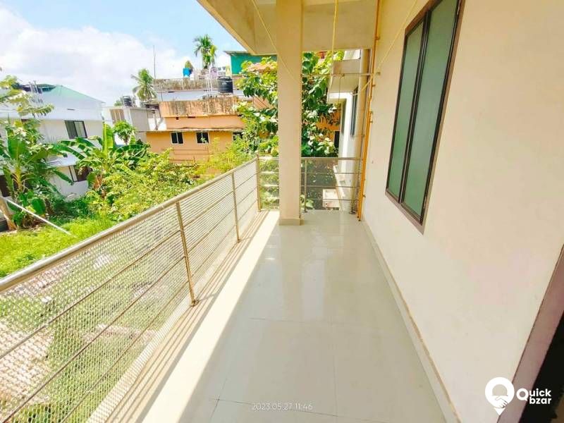 2 BHK SEMIFURNISHED APARTMENT RENT NEAR KAKKANAD