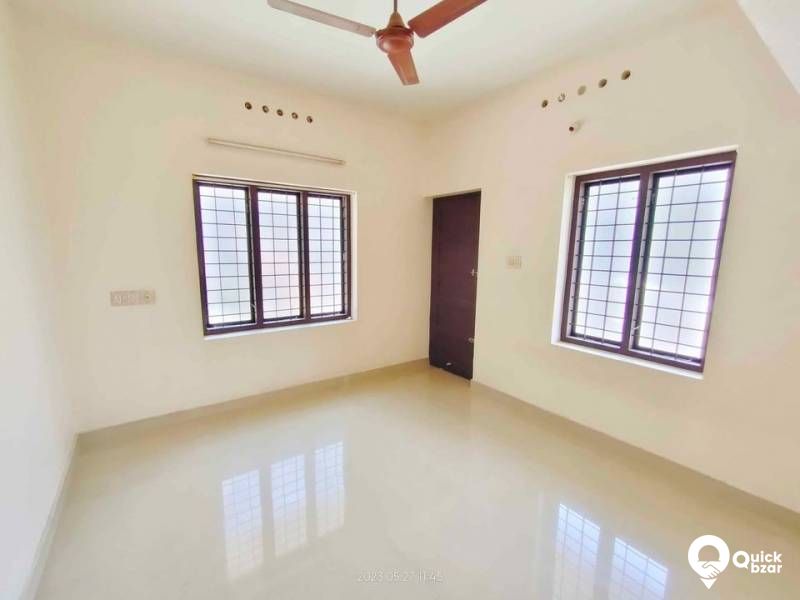 2 BHK SEMIFURNISHED APARTMENT RENT NEAR KAKKANAD