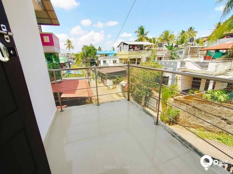 2 BHK SEMIFURNISHED APARTMENT RENT NEAR KAKKANAD