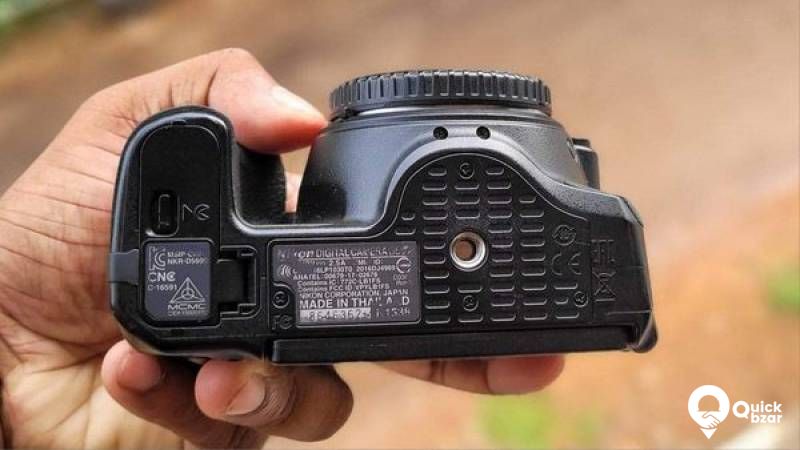 NIKON D5600