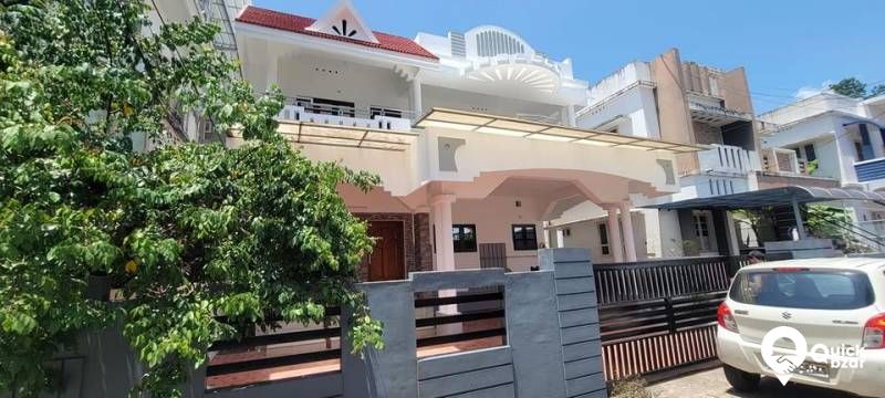Luxurious Independent Villa For Sale
