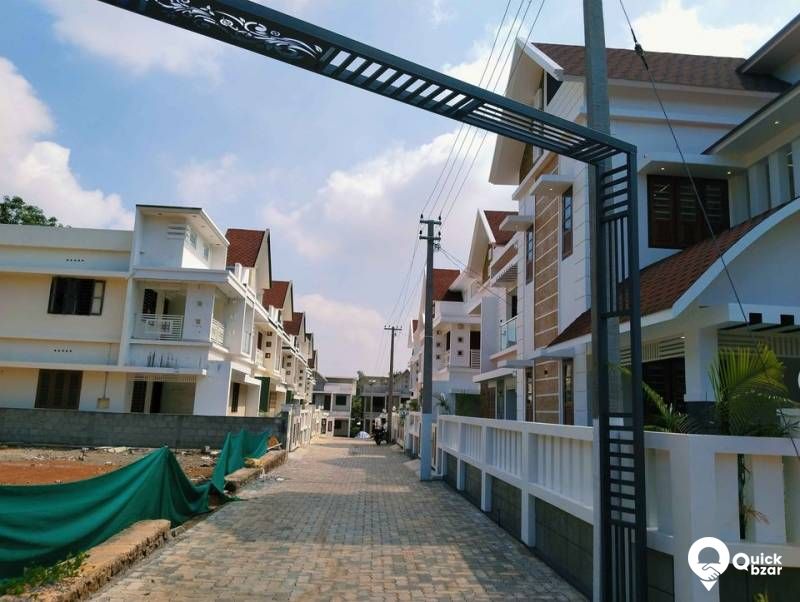 VILLAS FOR SALE
