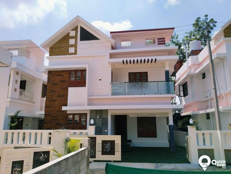 VILLAS FOR SALE