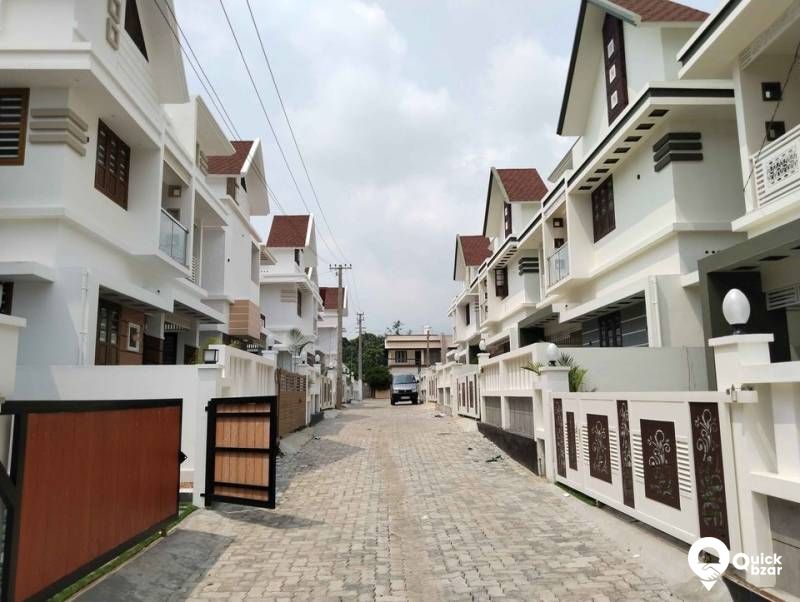 VILLAS FOR SALE