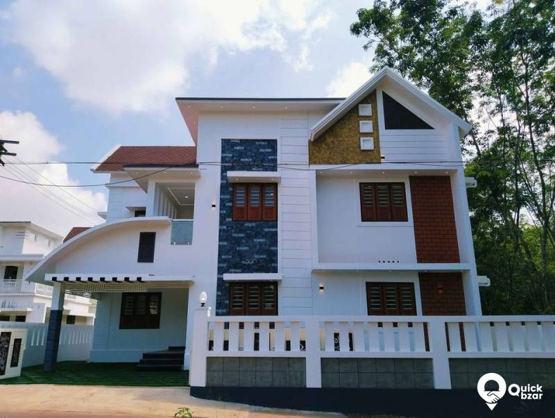 VILLAS FOR SALE
