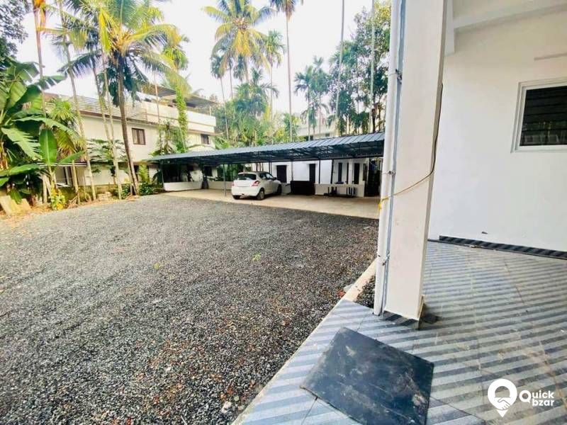 HOUSE FOR RENT