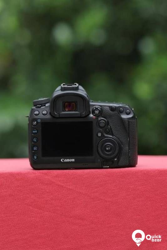 CANON 5D MARK 4 CAMERA