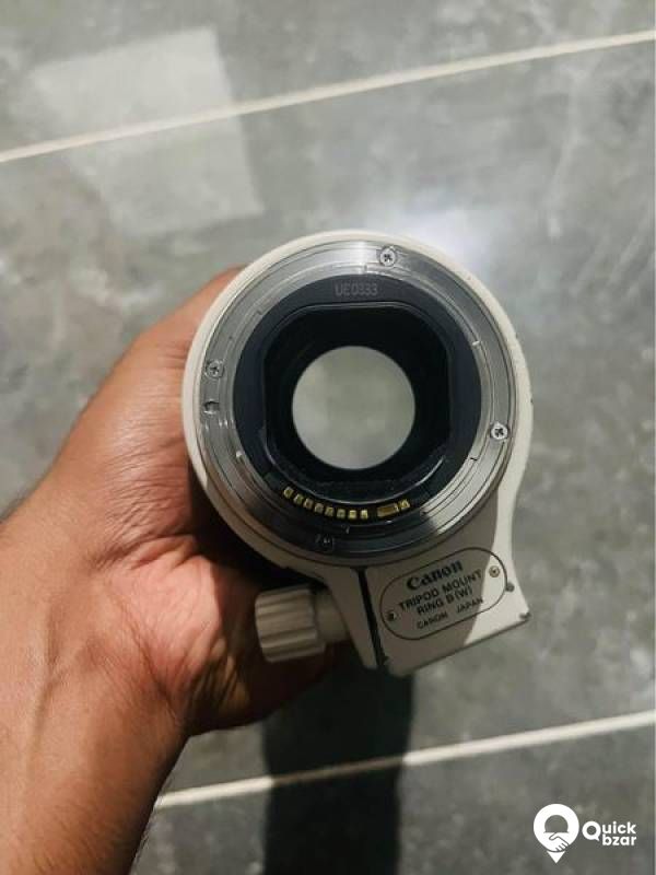 Canon 70-200 F/2.8 lense