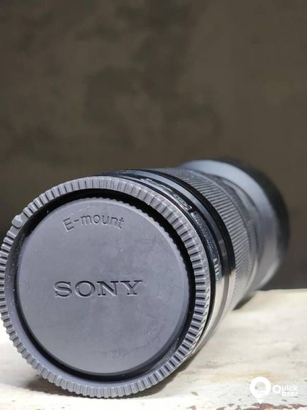 Sony E-Mount 55-210mm F4.5-6.3 Telephoto Lens