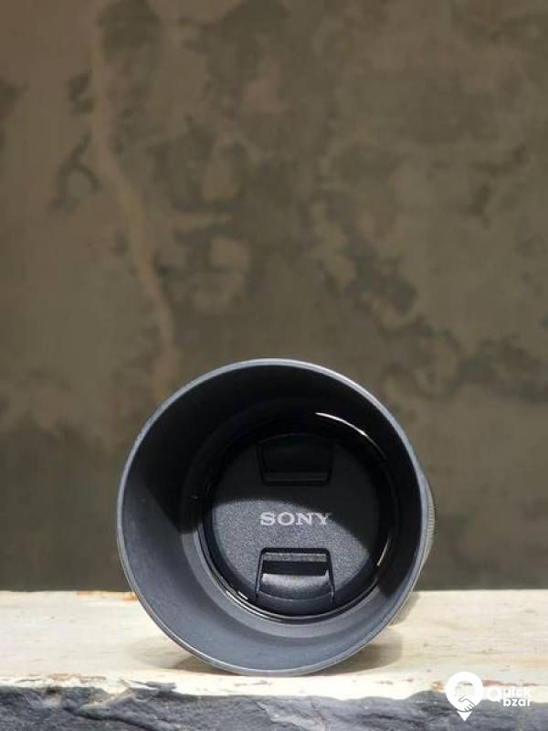 Sony E-Mount 55-210mm F4.5-6.3 Telephoto Lens