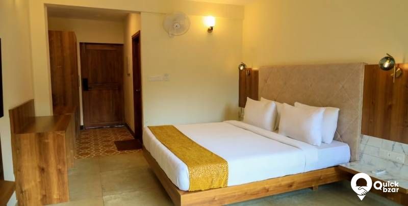 R6 MAR Club Rooms