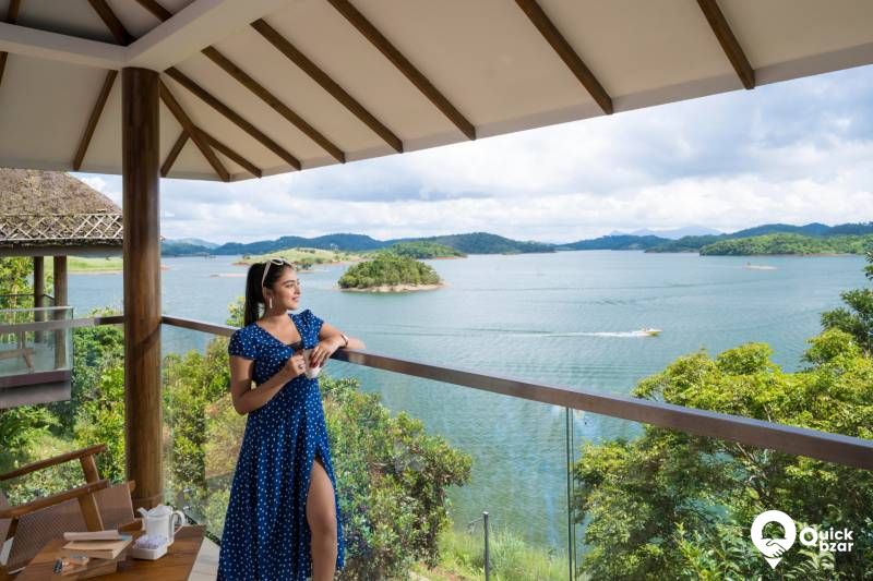 R9 MS luxury lake view villa