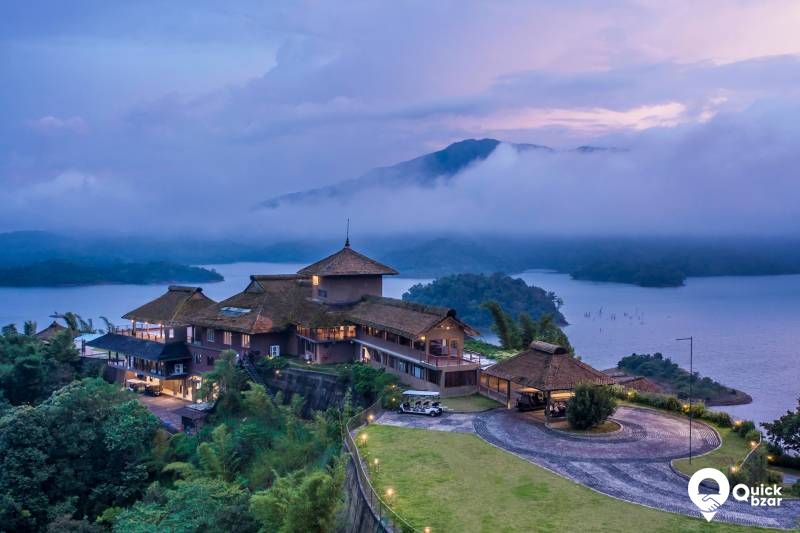 R9 MS luxury lake view villa