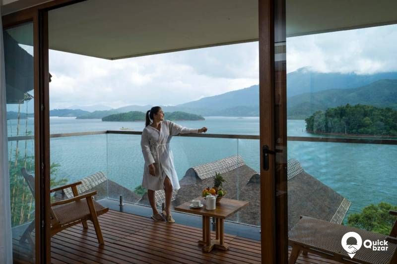R9 MS luxury jaccuzi villa
