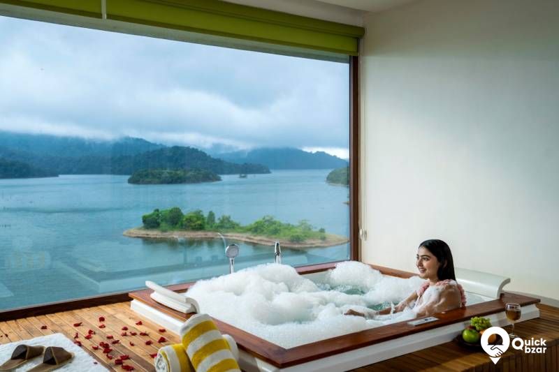 R9 MS luxury jaccuzi villa