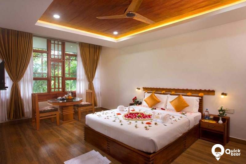 R6M AW Honeymoon Suite