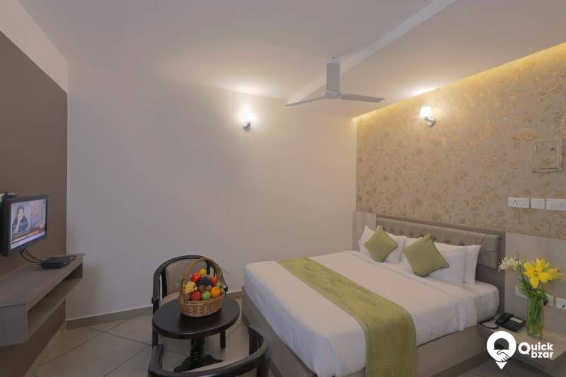 R7M TC Executive Room