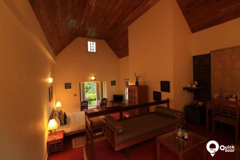 R16M AE Colonial