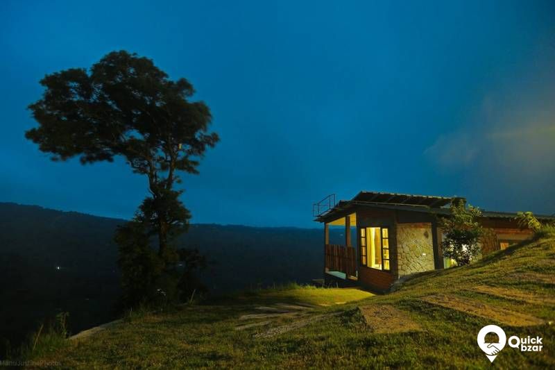 R23M STM Cottage with Jacuzzi