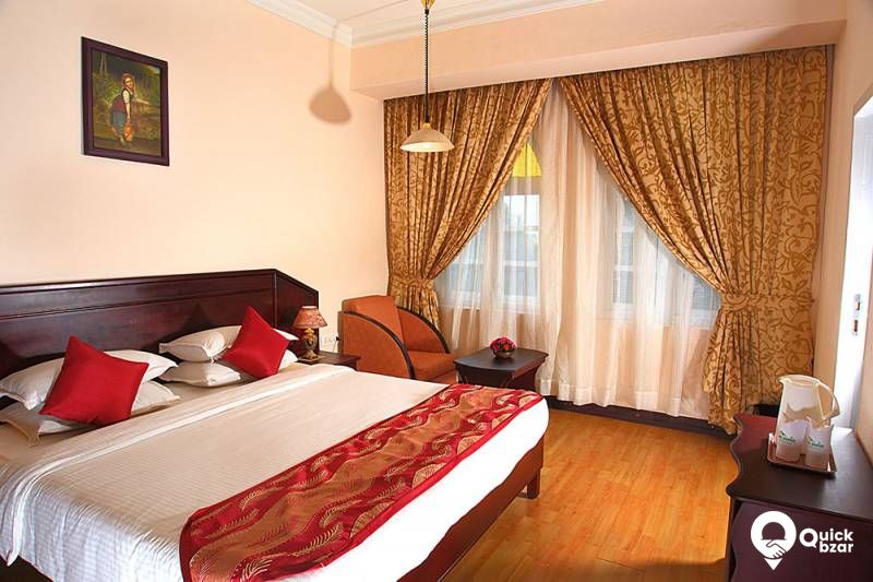 R28M FM Valley View Suite (Jacuzzi)