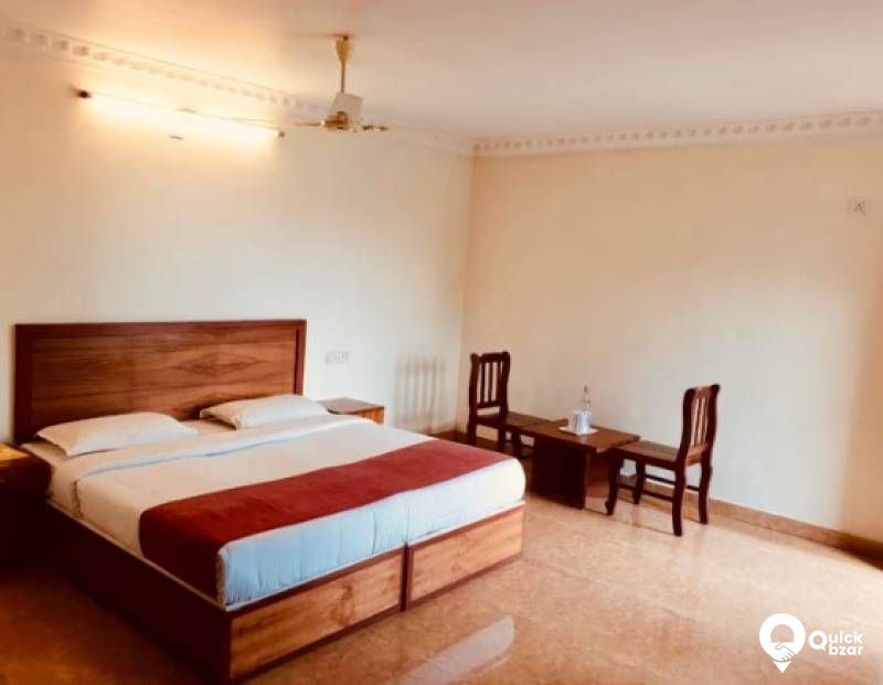 QB Stay-R41M BV Deluxe Double Room